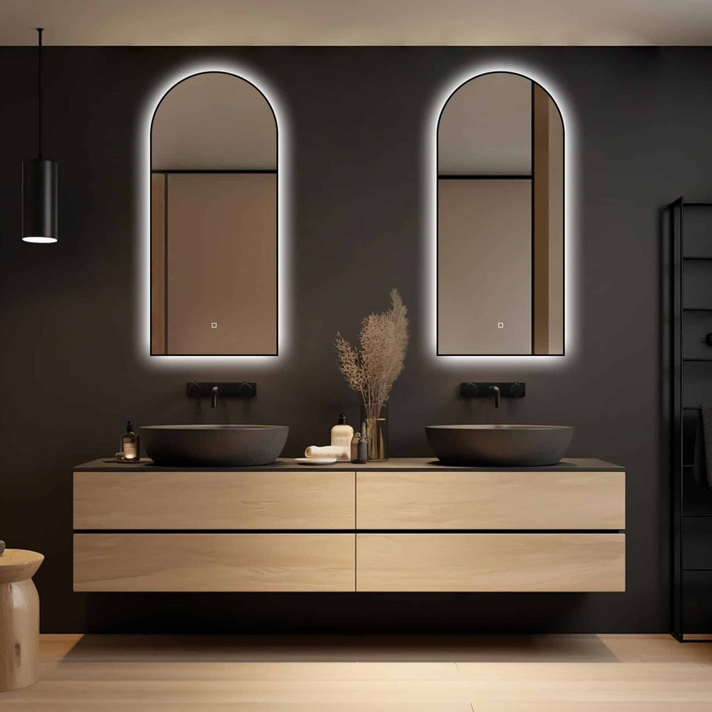 Badkamerspiegel Marrakech 45×100, met zwarte lijst, donkere badkamer 2 spiegels naast elkaar
