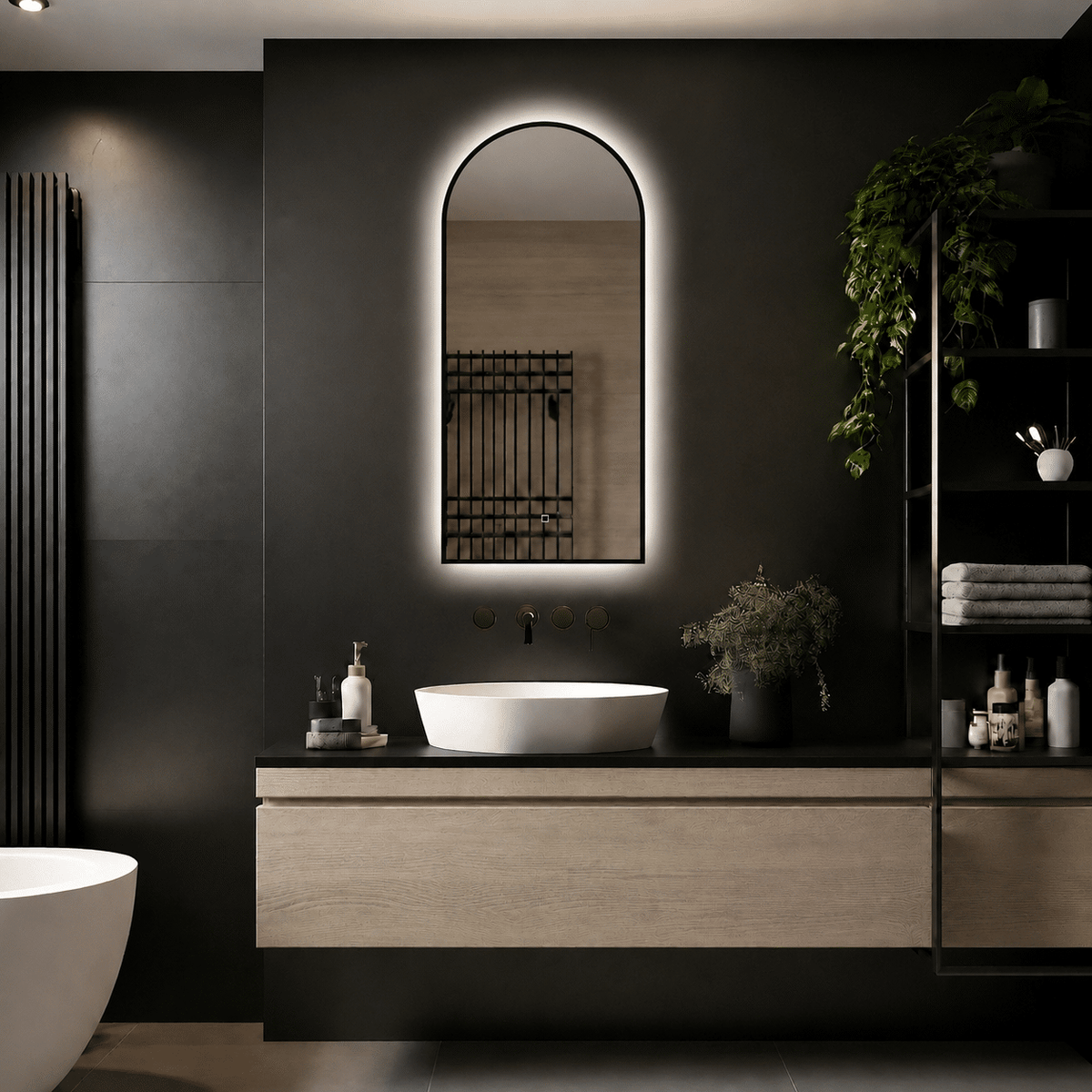 Badkamerspiegel Marrakech 45x100, met zwarte lijst 4500k